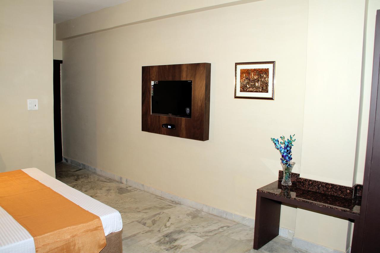 Hotel Gathbandhan Agra  Exterior photo